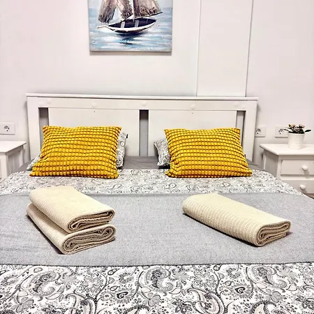 Dacota Cozy Apartment *